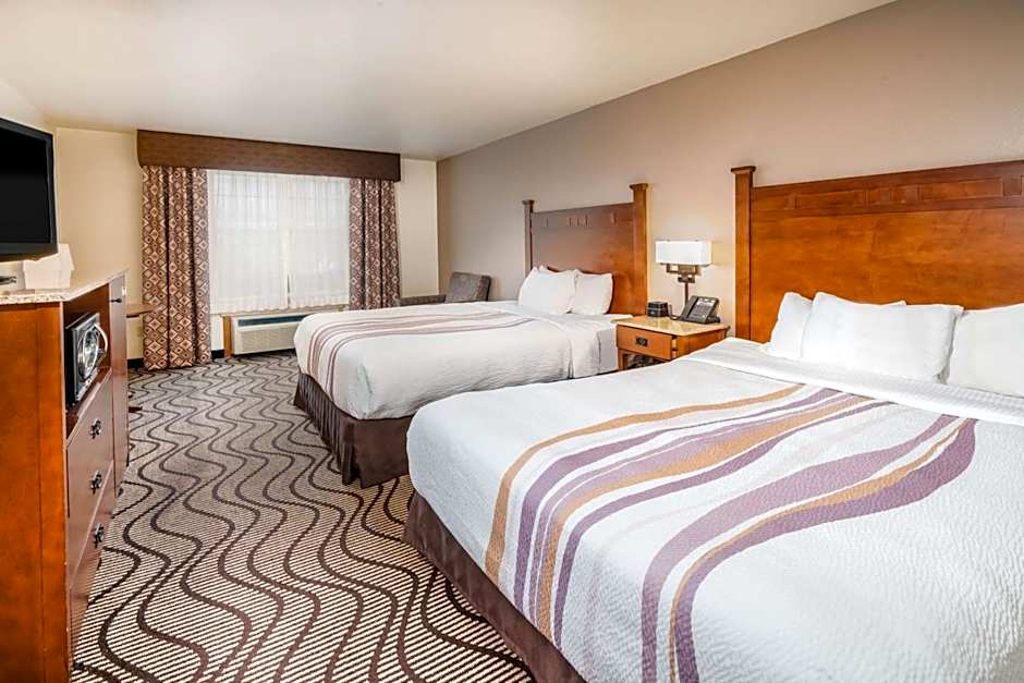 Best Western Plus Riverfront Hotel and Suites