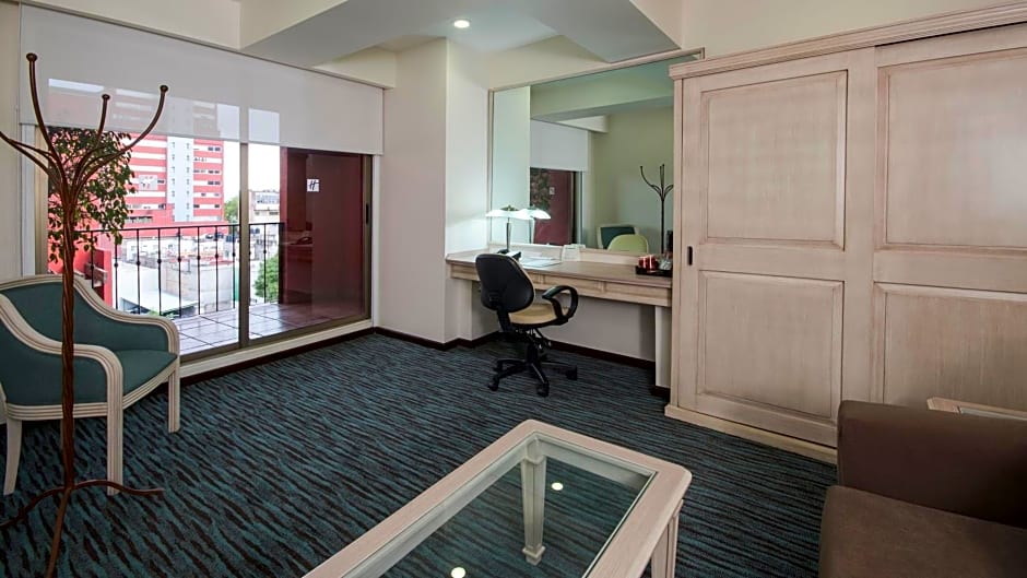 Holiday Inn & Suites Mexico Zona Reforma by IHG