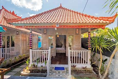 One-Bedroom Bungalow with Pool View