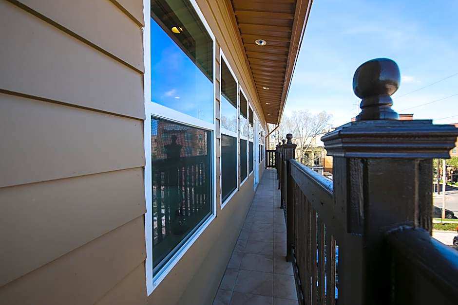 Modern, Spacious Condos with Luxury Amenities