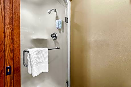 Double Room with Two Double Beds - Non Smoking