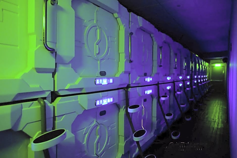 izZzleep Aeropuerto Terminal 2