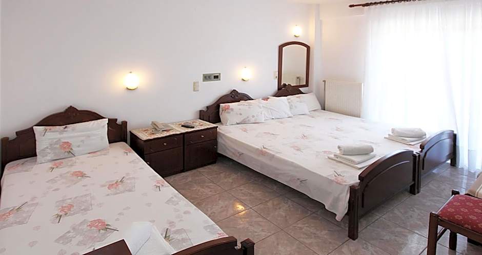 Hotel Fourkos