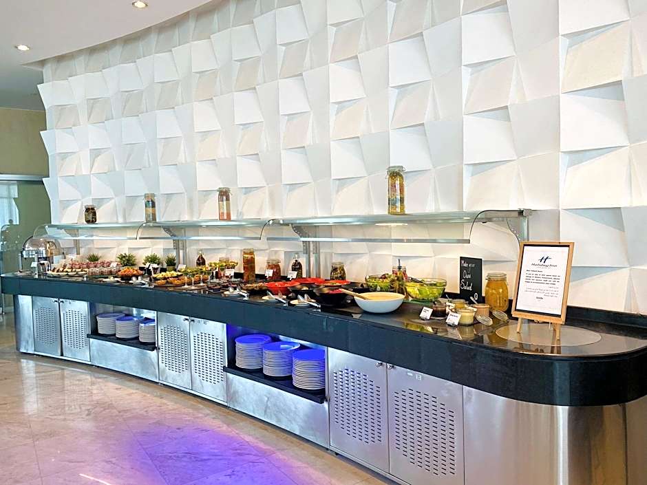 Holiday Inn Abu Dhabi By IHG