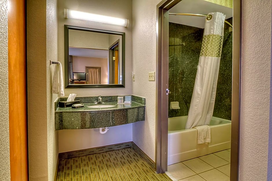 Hampton Inn & Suites Petoskey