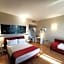 BREAK HOTEL & MOTEL