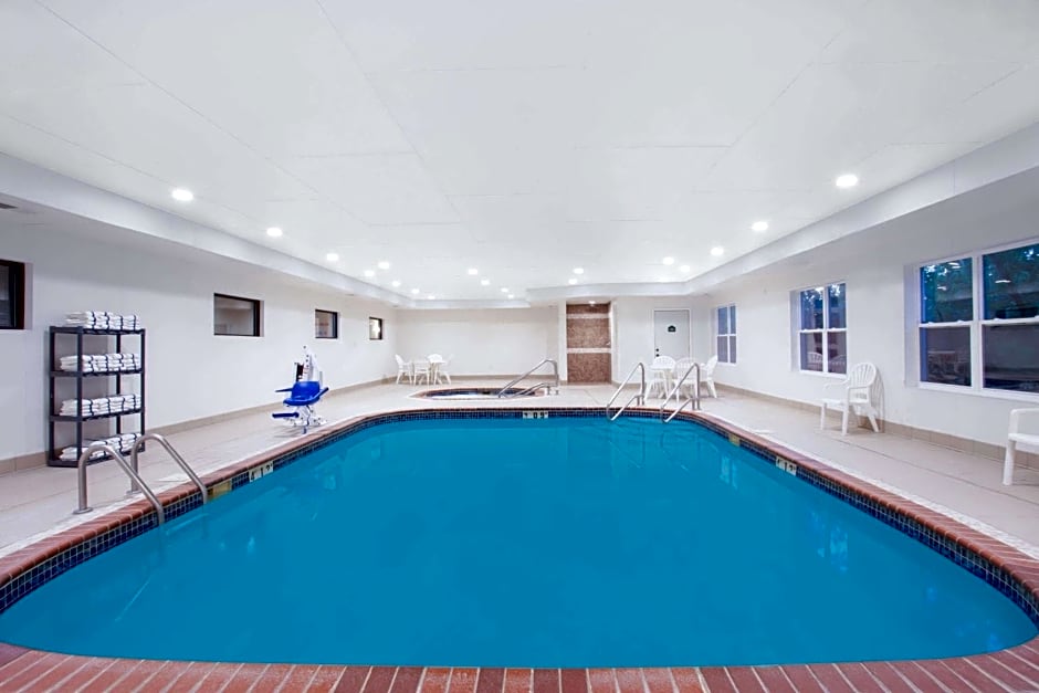 Wingate by Wyndham Columbia