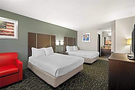 Queen Room with Two Queen Beds - Non-Smoking