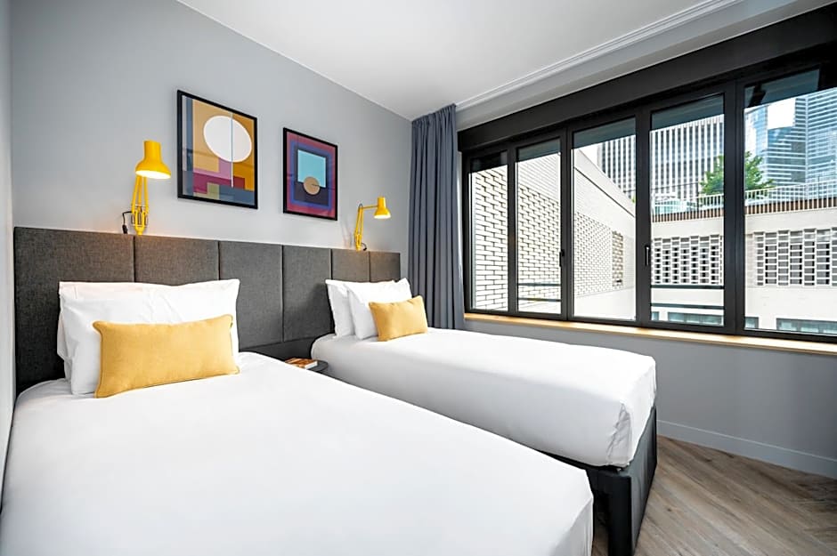 Staycity Aparthotels Paris La Defense