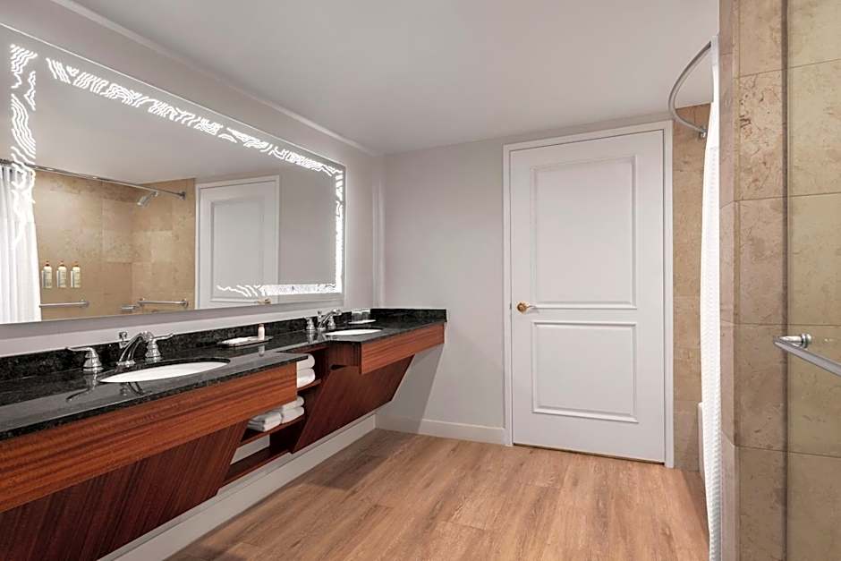 Renaissance Newport Beach Hotel