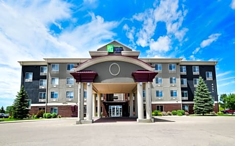 Holiday Inn Express Hotel & Suites Grand Forks, an IHG Hotel