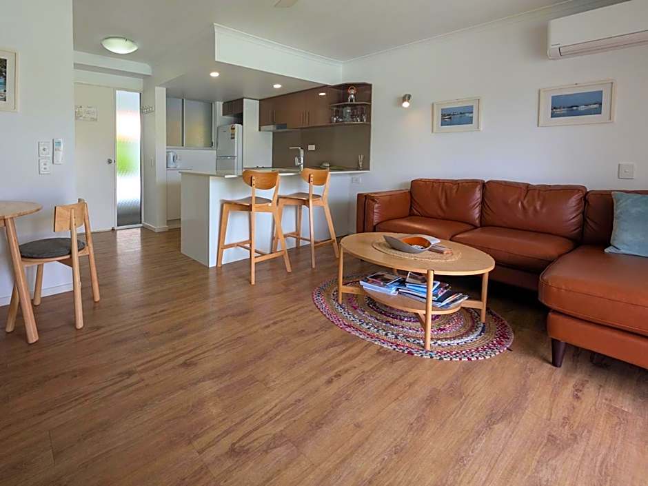 Noosa Parade Holiday Inn