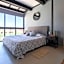 2Ph Large 2Brm 3 bath AC private terrace apt