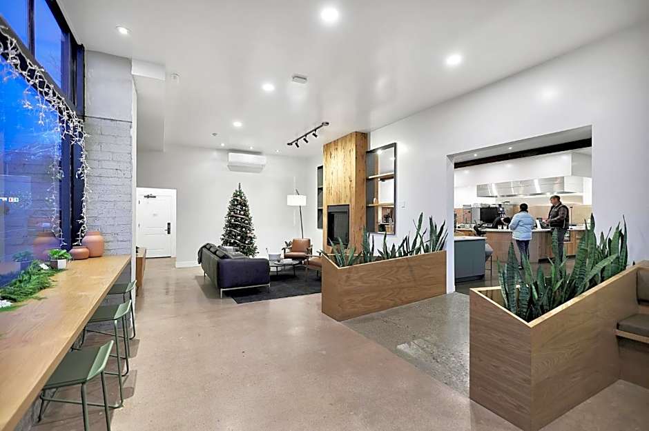 Summit Lofts Boutique Hotel