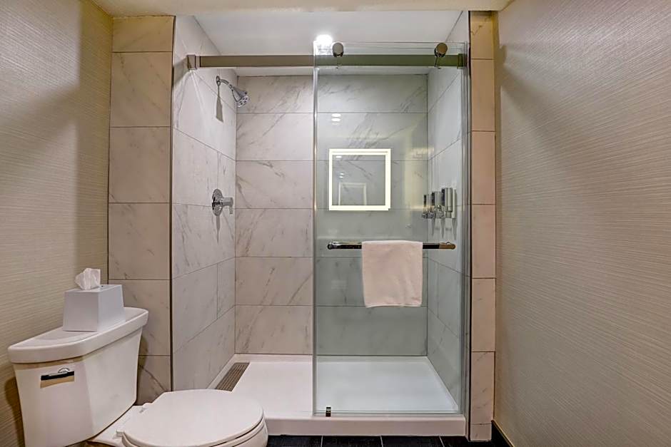 Four Points By Sheraton St. Catharines Niagara Suites
