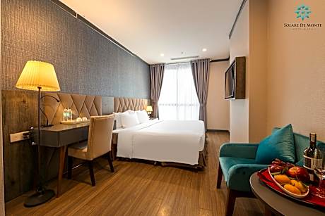 Premier City View Room