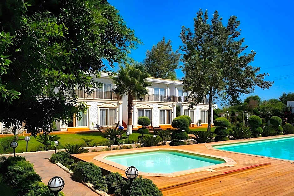 Lara Garden Butik Hotel