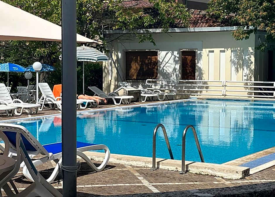 Mondial Park Hotel