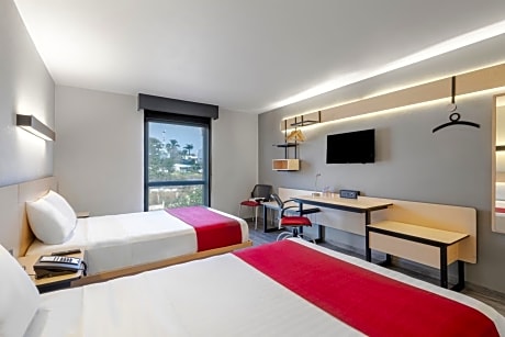 Two Double Beds Non Smoking
