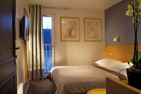 Standard Double Room - Non-Smoking