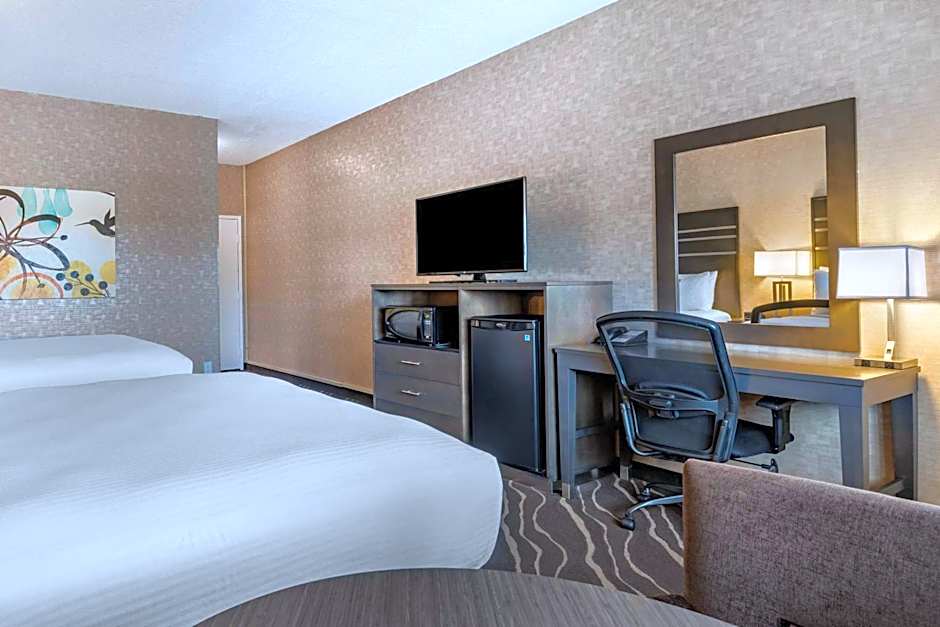 Best Western Plus Park Place Inn - Mini Suites