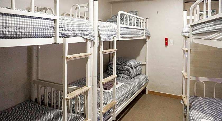 Dongseongro Zero Guesthouse