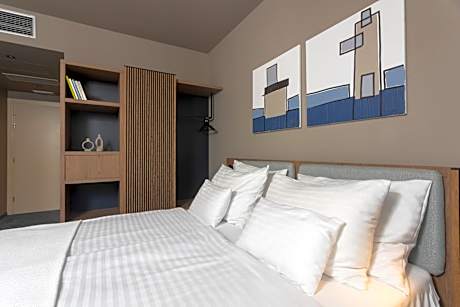 Comfort Double Room with Extra bed and Balcony