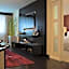 Renaissance by Marriott Newark Airport Hotel