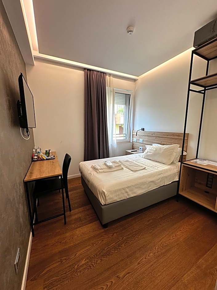 GRANDI 32 Boutique Residence