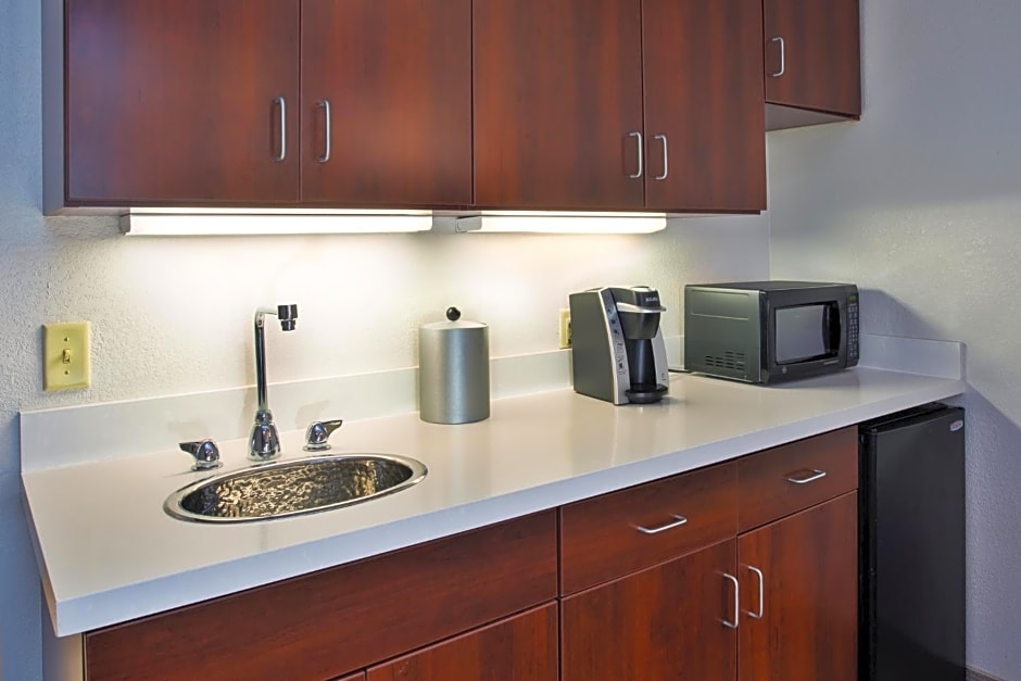 Holiday Inn Express Hotel & Suites Rochester Webster By IHG