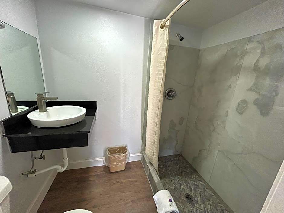 Motel 6 Ponca City, OK