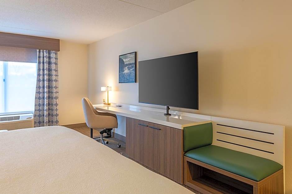 Hilton Garden Inn Auburn Riverwatch
