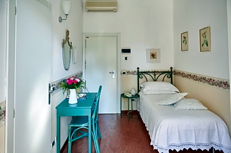 Single Room with Garden View