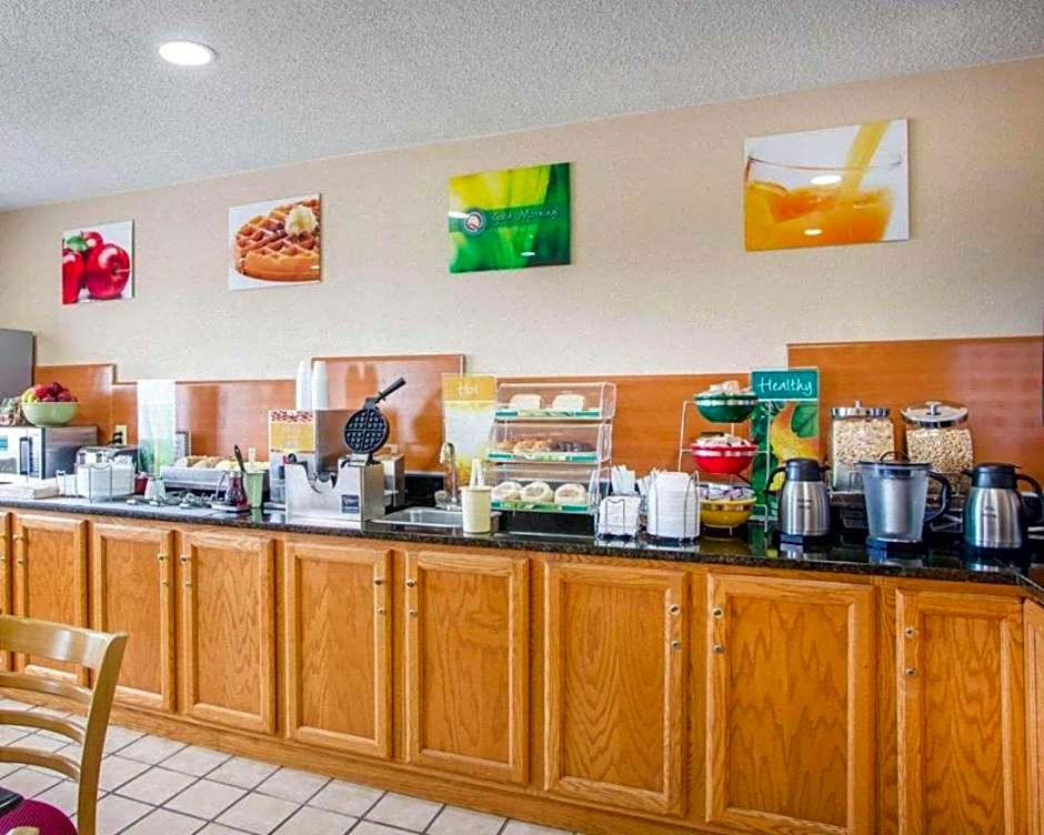 Quality Inn Ottawa near Starved Rock State Park