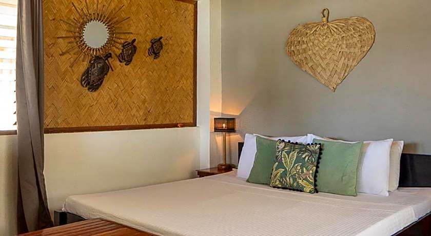 Golden Monkey Beach Hotel