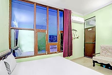 Narayan Guest House