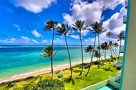 Stunning Ocean Views Condos in Oahu at Punaluu