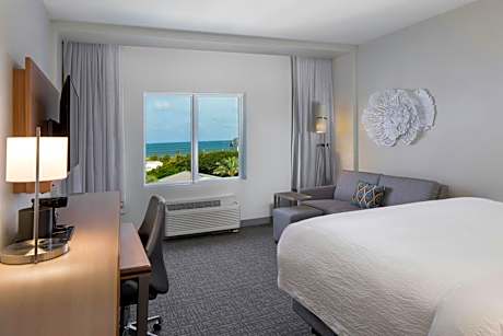 King Room with Ocean View and Sofa Bed