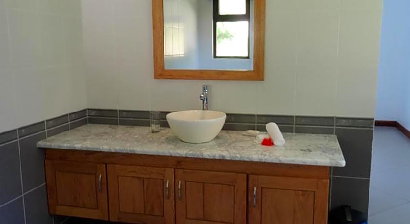 Sailfish Beach Villas