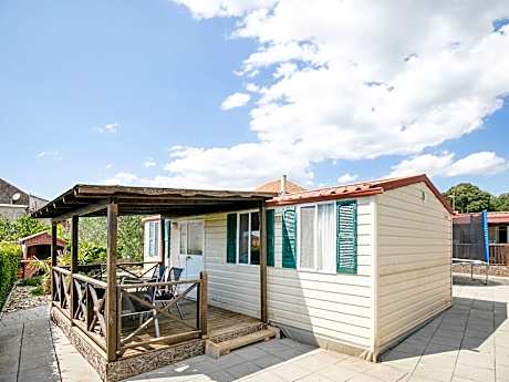Alluring Mobile Home in Pako¿tane near Seabeach