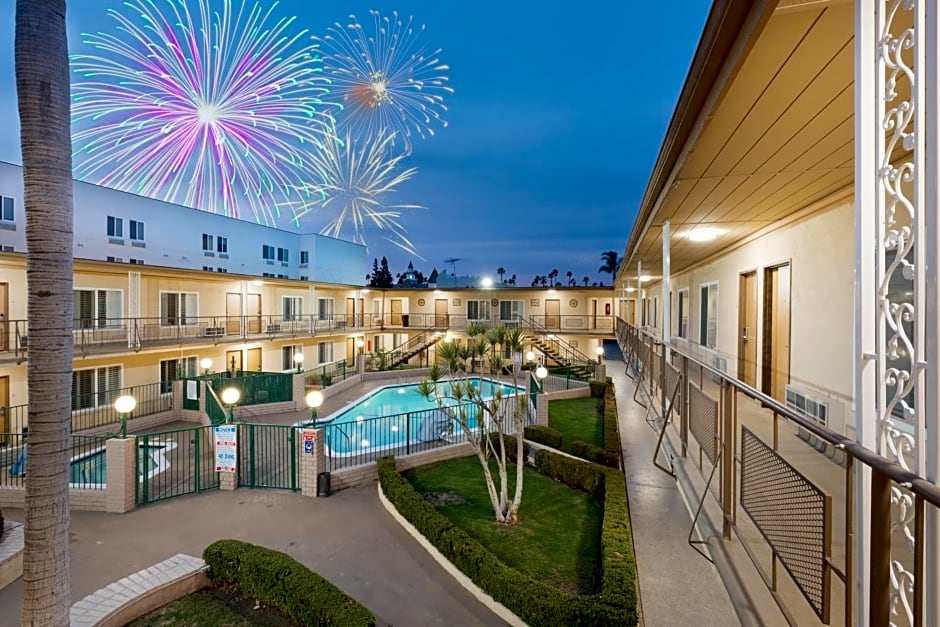 Americas Best Value Inn & Suites Anaheim