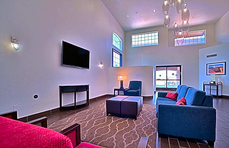 Comfort Inn & Suites Sierra Vista near Ft Huachuca