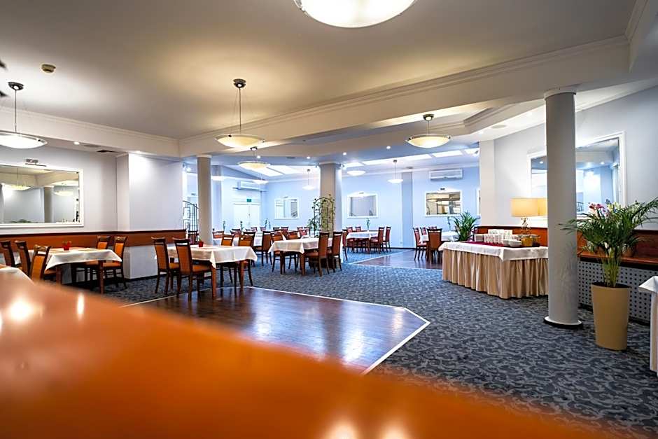 Hotel SANVIT RESTAURACJA & SPA