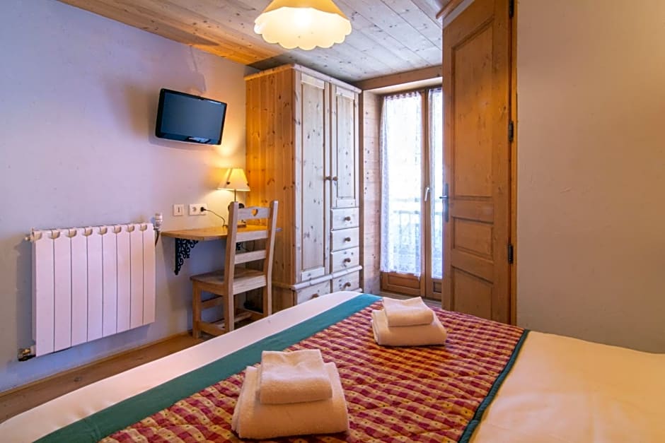 Chalet Hotel La Tarine