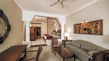 Junior Suite Accessible