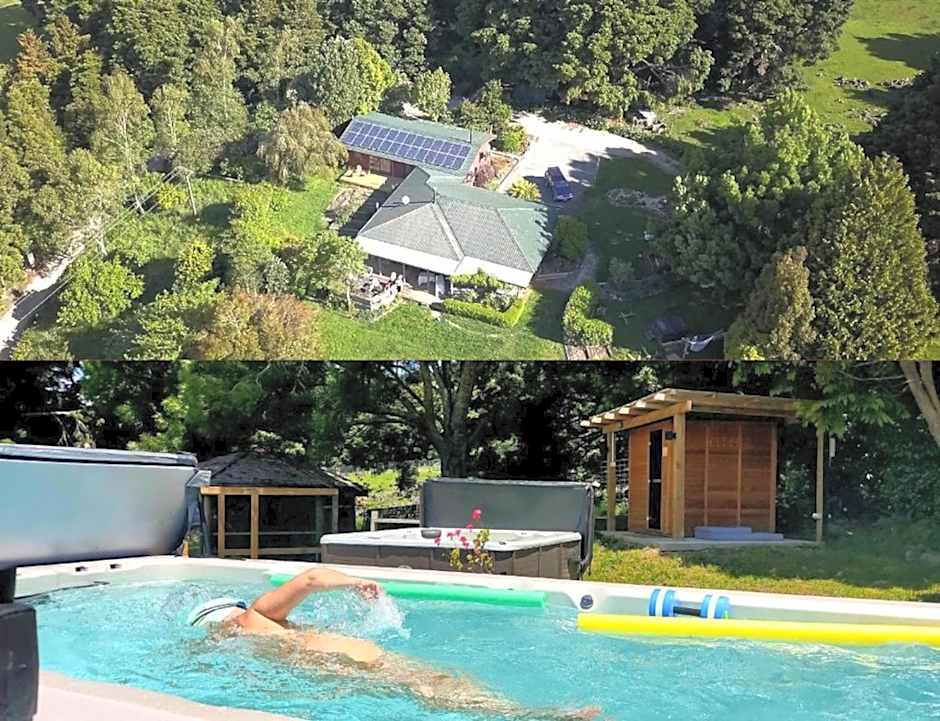 Golden Caves - Bed and Breakfast