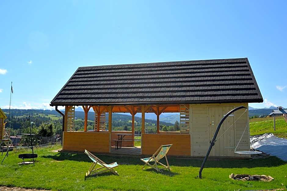 Osada Witów - dom „Dziewięćsił”