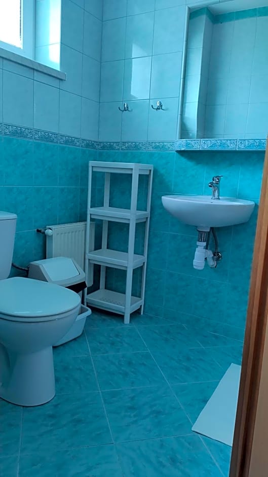 Pokoje Gościnne u MARCINA- sala zabaw, basen, melex, rowery, grill, mini dmuchaniec