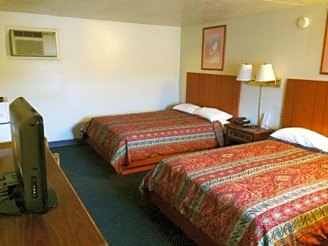 Double Room with Two Double Beds - Non-Smoking