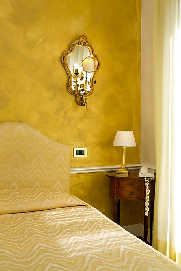Hotel Pantalon
